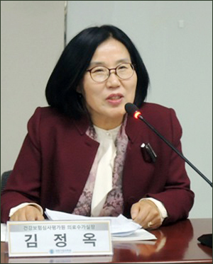 김정옥 300.jpg