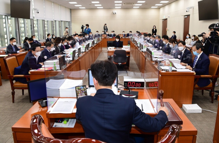 "암관리기금 불필요"‥암관리법 개정안 법안소위 '보류'
