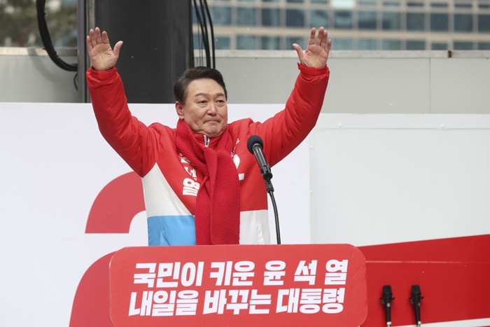 ‘정권 교체’ 염원 담은 윤석열 당선… 보건의료에 미칠 영향은?