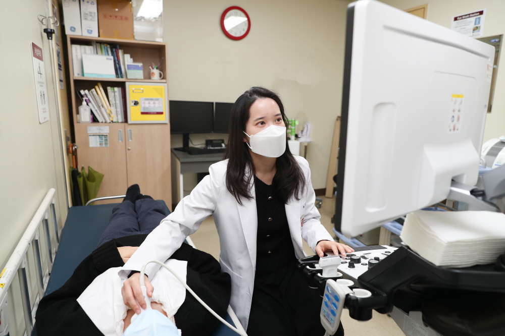 우연히 발견되는 '갑상선 결절'…양성이라도 꾸준히 지켜봐야