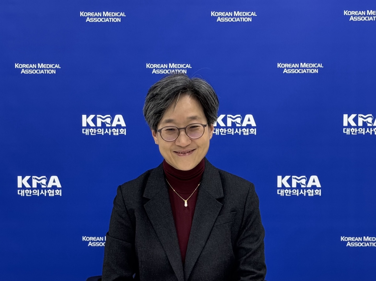 강희경 후보 "투쟁도 대화도 자신감…전 직역 아우를 것"