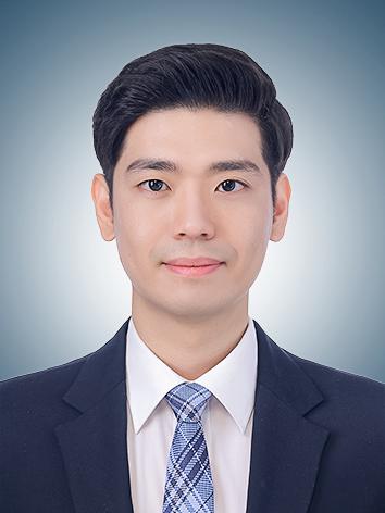 [수첩] 다이소 건기식 판매, 소비자 편리성과 약사 반발 사이에서